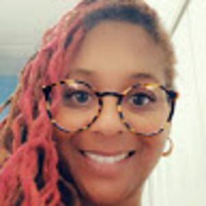 Meet your Posher, Carla